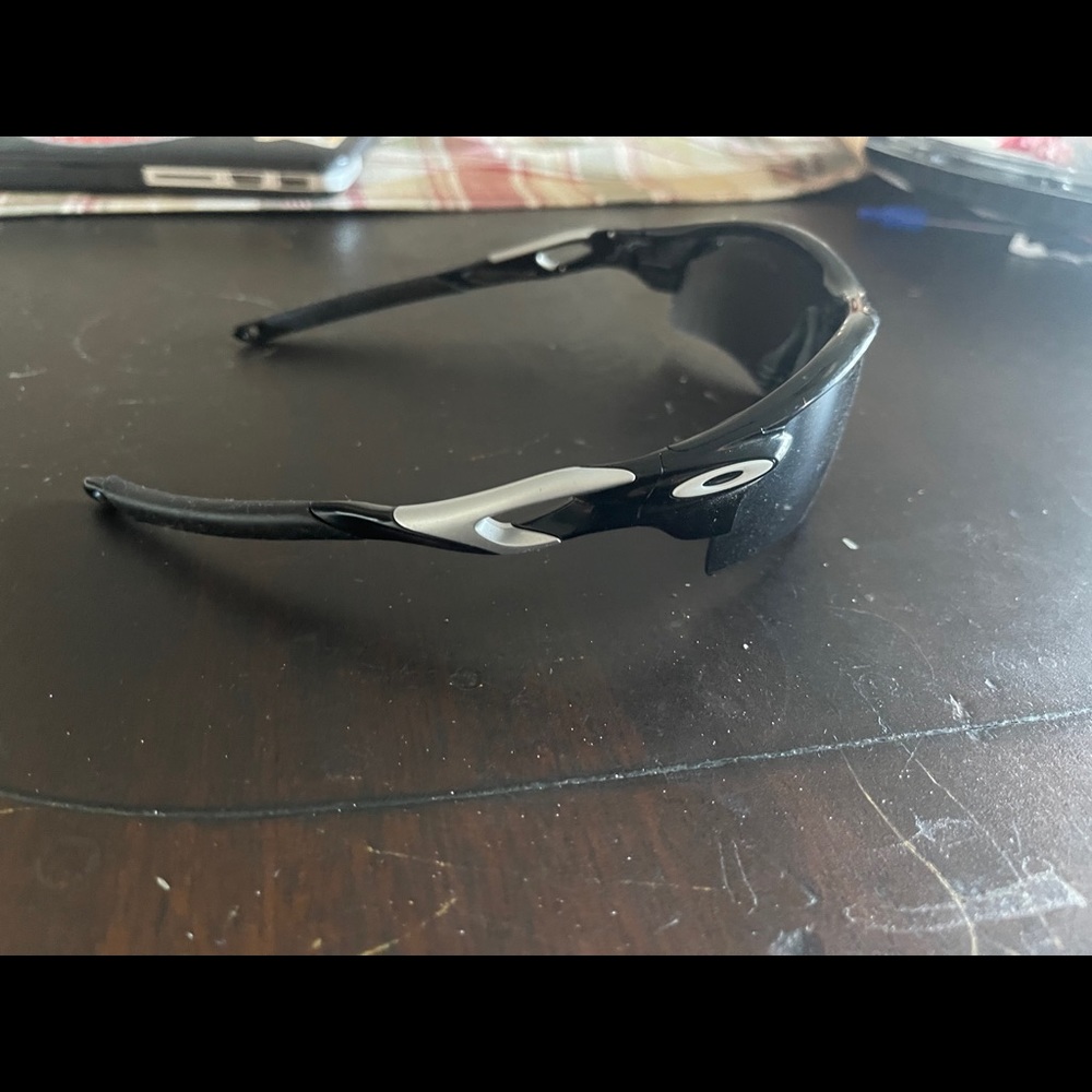 Custom Oakley Radarlock sunglasses
